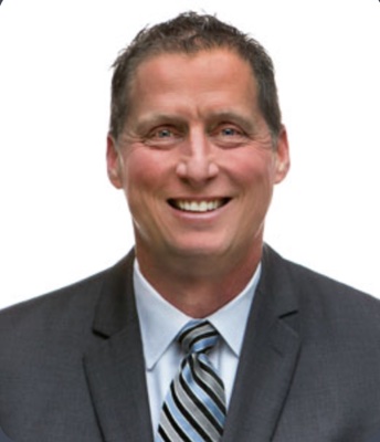 Ken Grohe headshot