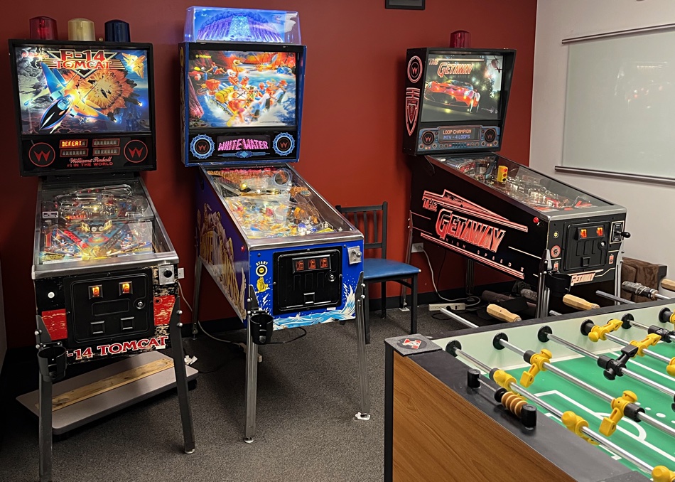 Spectra Logic pinball machines