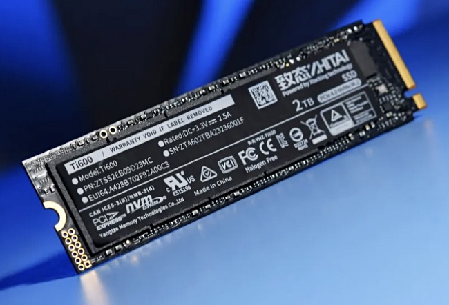 YMTC ZhiTai Ti6002TB SSD