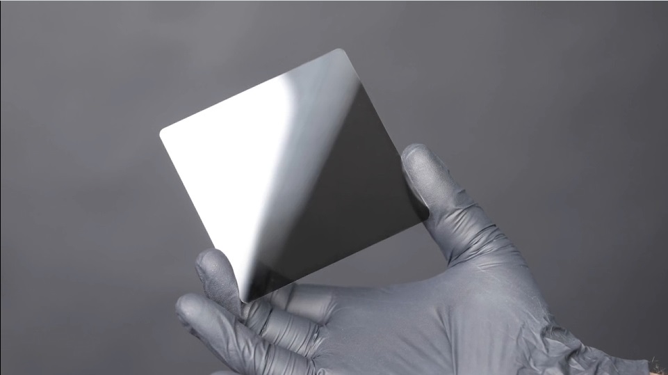 Cerabyte glass carrier