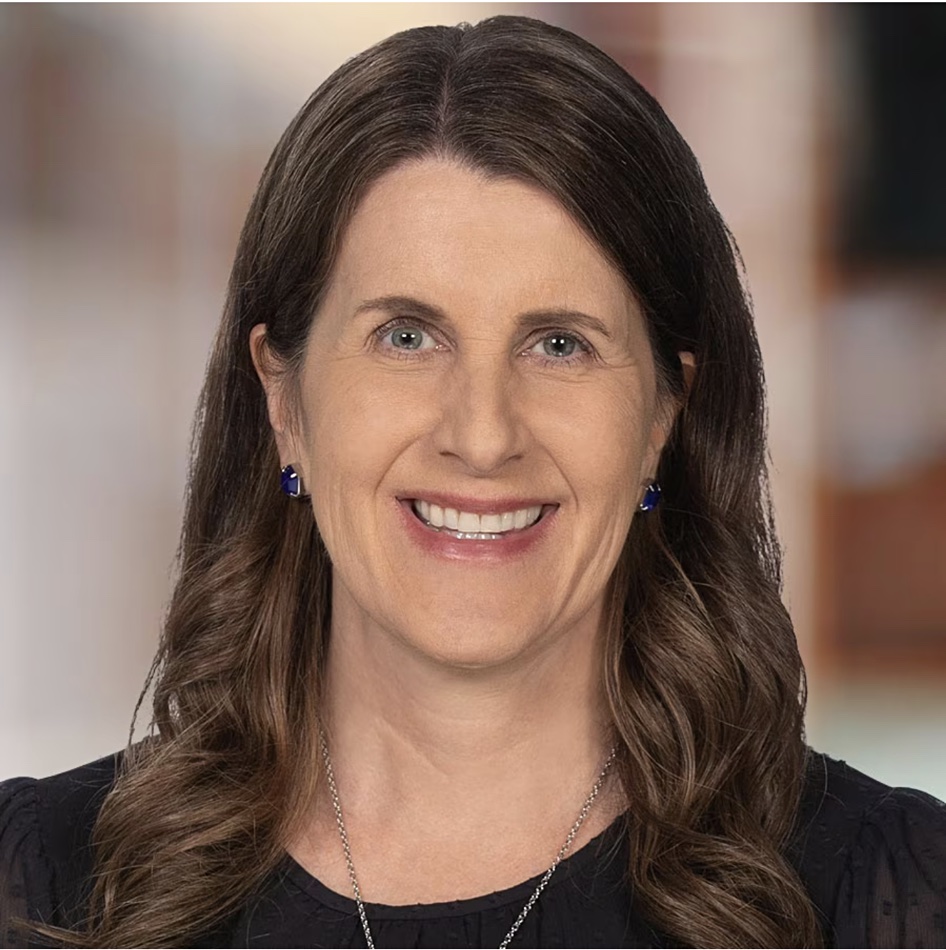 Yvonne McGill, Dell
