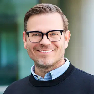 Rowan Trollope, Redis