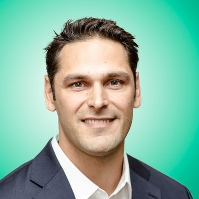 Mike Tornincasa, Rubrik